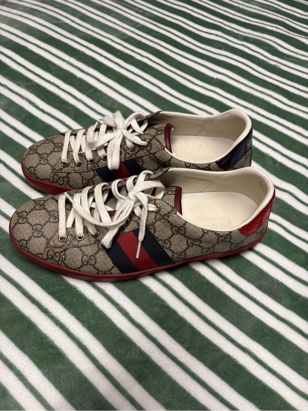 Gucci Tan GG Supreme Low-Top Sneakers with Red & Blue Web